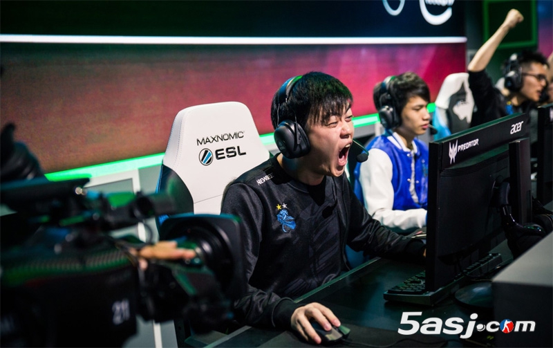 TI12冠军教练kpii离队！Team Liquid再失核心成员，iNSaNiA退役引发连锁震荡