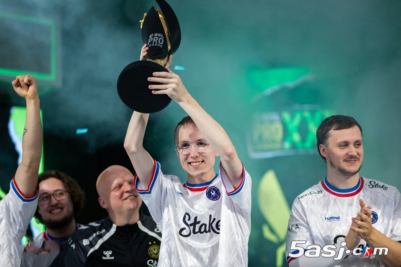 2025 CSGO霸主诞生!Vitality 8冠领跑,能否打破Astralis历史纪录? 2025 CSGO霸主诞生!Vitality 8冠领跑,能否打破Astralis历史纪录?