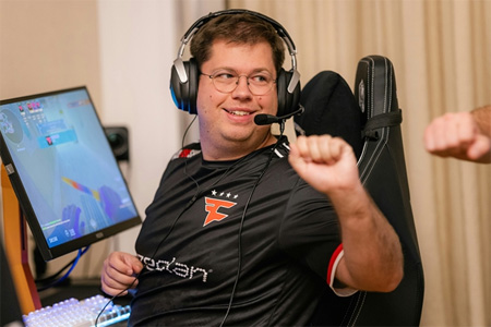 CS亚洲邀请赛2025：FaZe险胜TYLOO激战三图！战术对决全