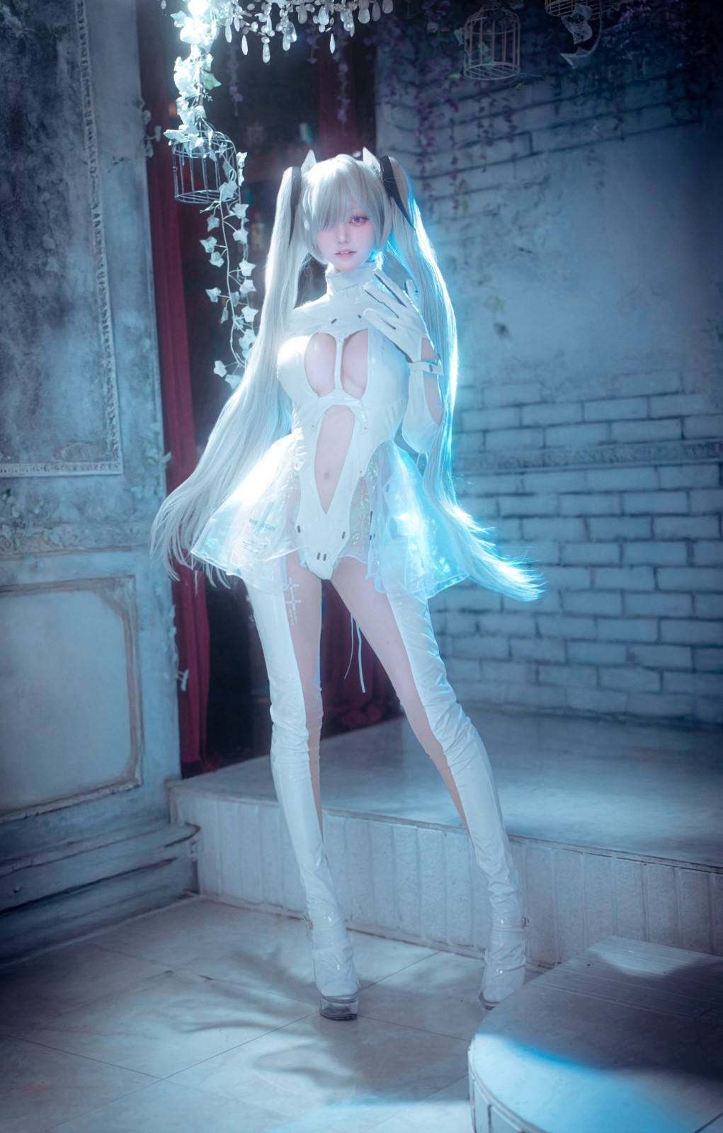 慷慨且大方的日本气质美女御姐Cos作品赏析