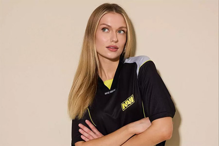 前NAVI美女主持Tonya加盟Inner Circle！自曝将转型幕