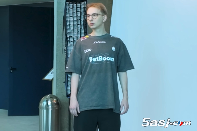 Team Spirit不败神话延续！Panto直言选人与Gank配合成FISSURE赛事夺冠关键