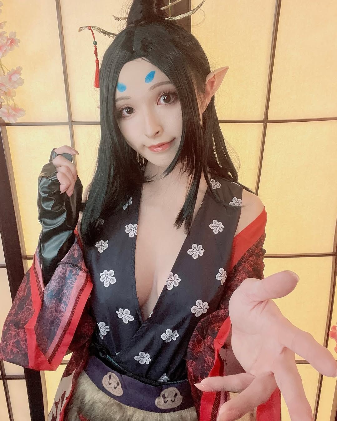 ins红人“尼哥”的新Cos美图：《黑神话》萍萍