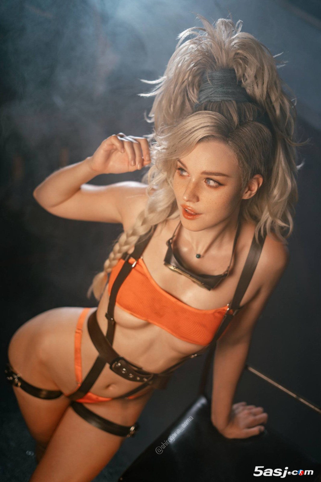 俄罗斯模特cos《怪物猎人:荒野》杰玛,火热性感身材撩人! 俄罗斯模特cos《怪物猎人:荒野》杰玛,火热性感身材撩人!