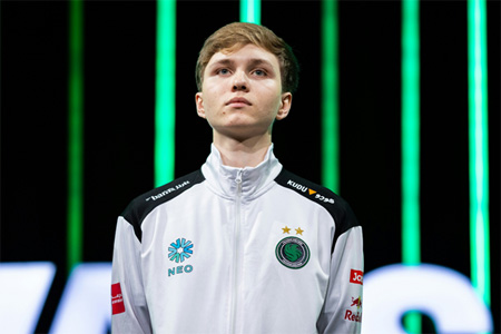 m0NESY：大赛压力外人难知，如今找回了比赛的乐趣