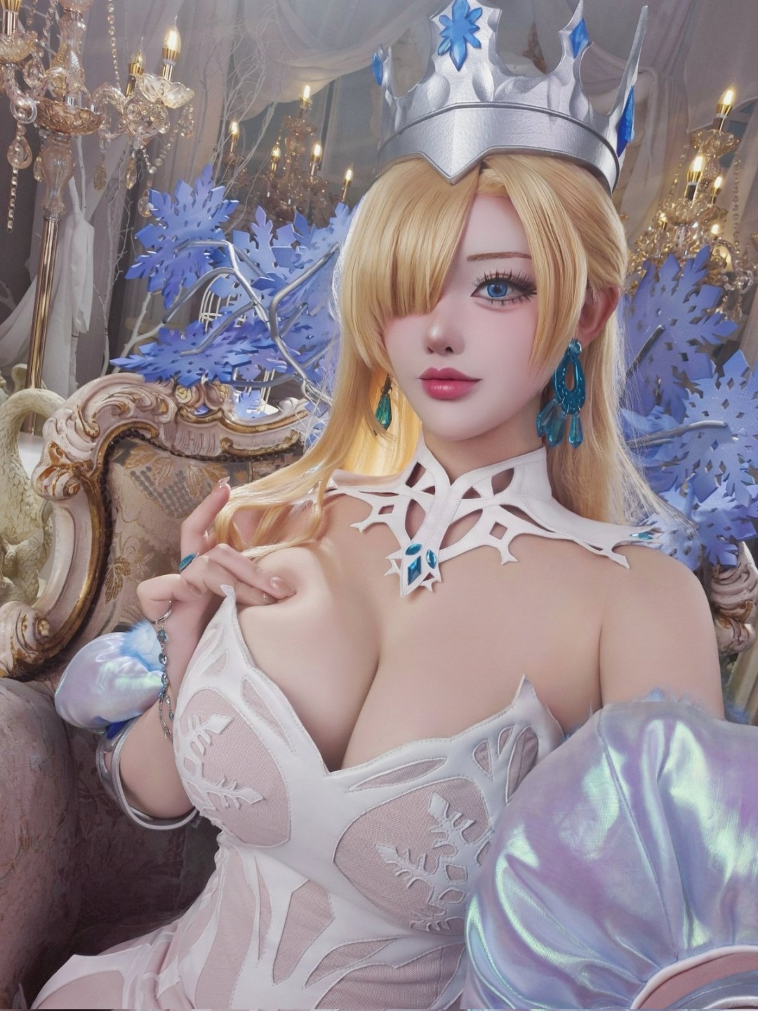 韩援Coser Yasal分享Cos《棕色尘埃2》冰雪女王最新美图
