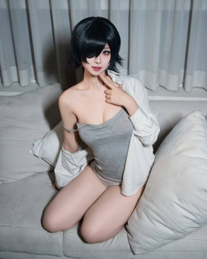 韩国美女MAGATA分享了《电锯人》角色姬野Cos美图