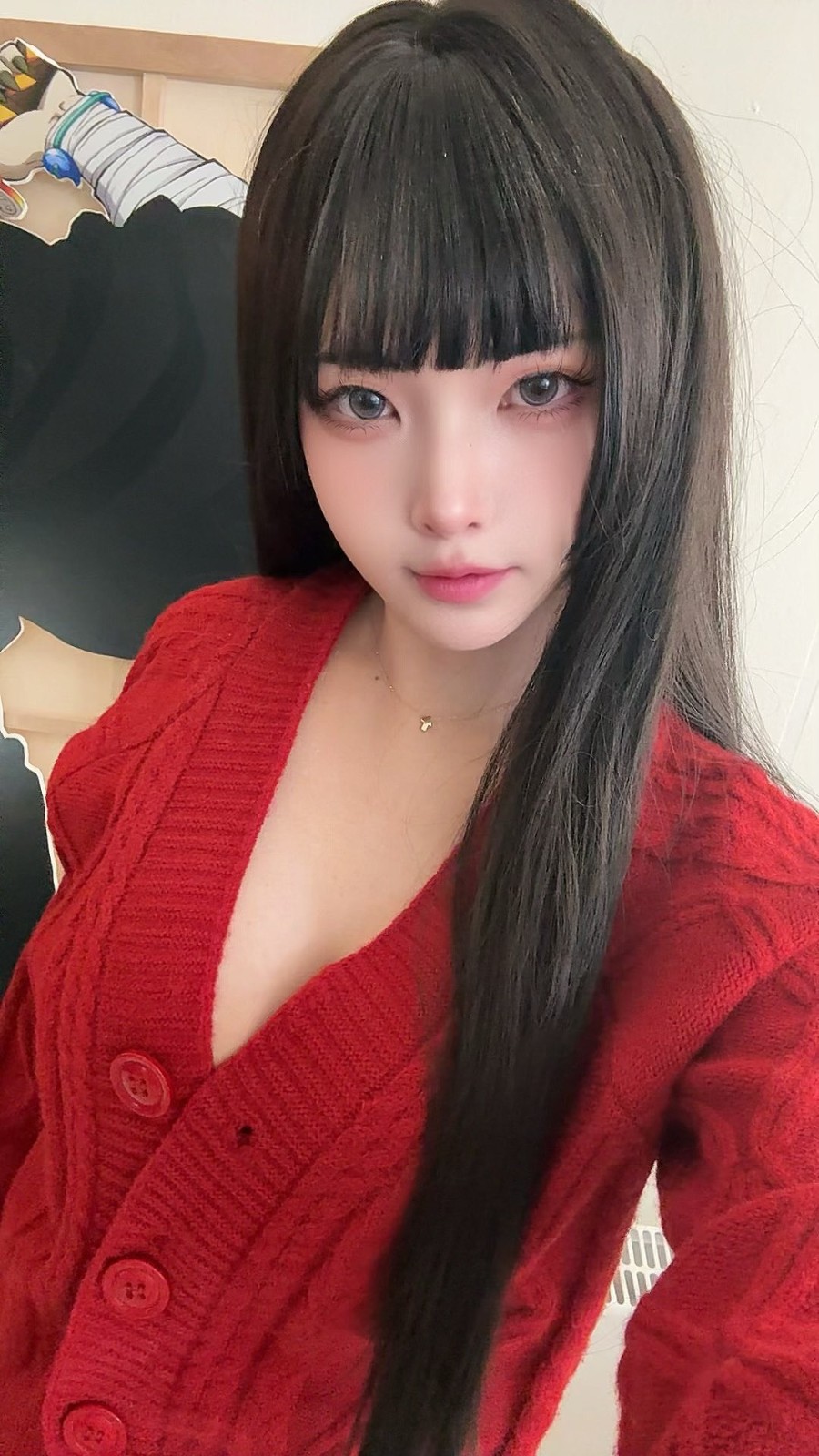 韩国美女最新美照：完美身材，白嫩大雷呼之欲出