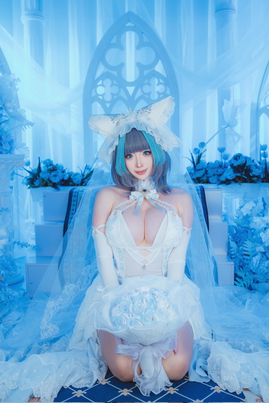 新加坡美女Cos多个游戏角色美照，性感曲线，诱人的大雷！